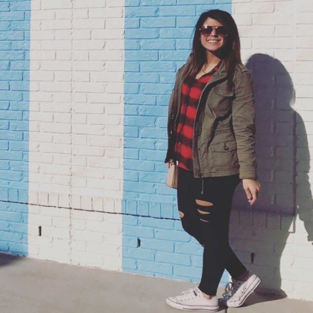 Meet your Posher, Aly